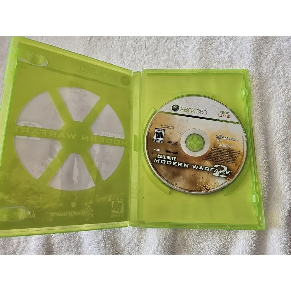 Battlefield: Bad Company 2 Microsoft Xbox 360 Video Game 2010 Generic‎ Case.
